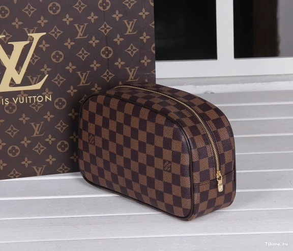 Cheap VUITTON TOILETRY LOUIS BAG 0810